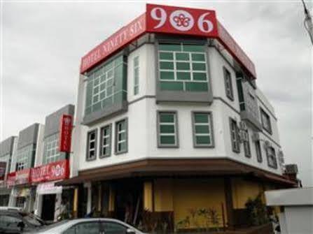 906 Hotel Batu Berendam Malacca Exterior photo